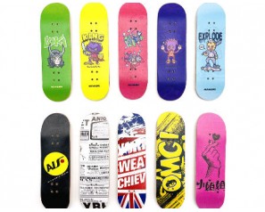 A40 Finger Skateboard Professional Maple Double Rocker Mini Skateboard Decks Sports Bearing Wheel